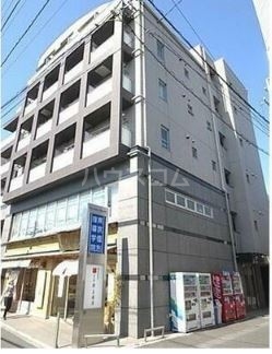 14/22 エントランス