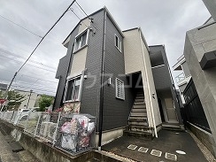 2/8 外観
