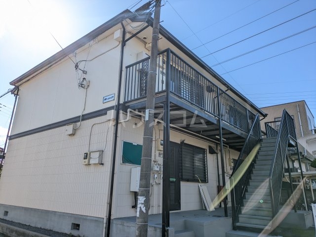 18/26 エントランス