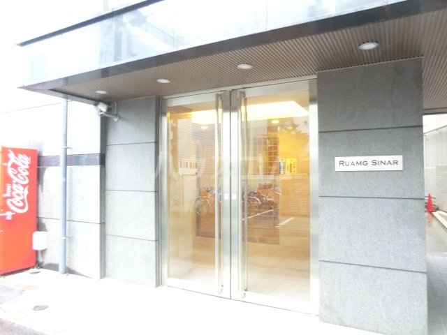 2/10 エントランス