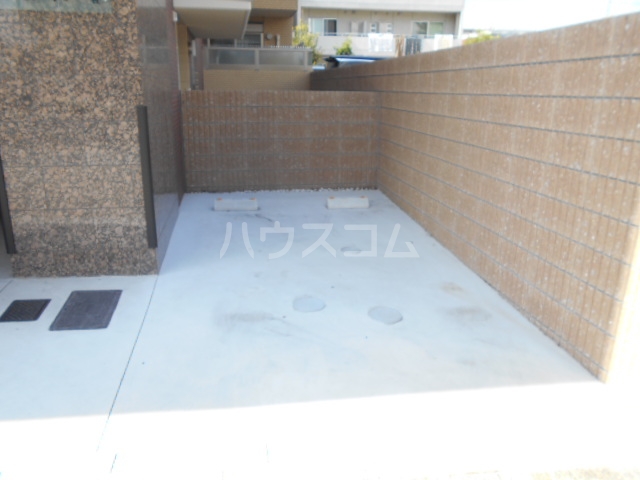 19/27 駐車場