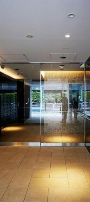 17/21 エントランス