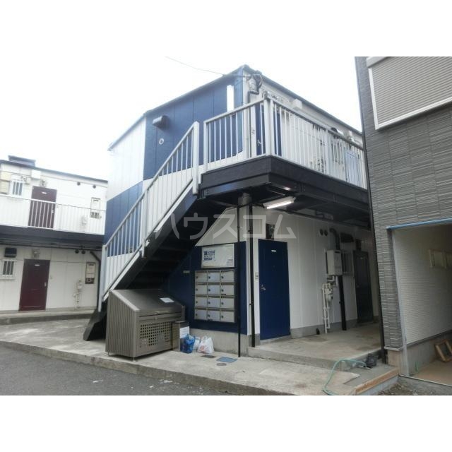 15/22 エントランス