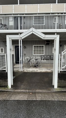 14/24 エントランス