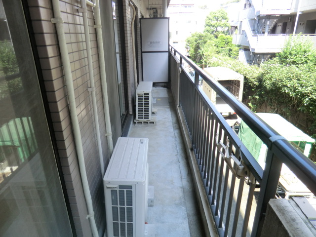 17/28 バルコニー