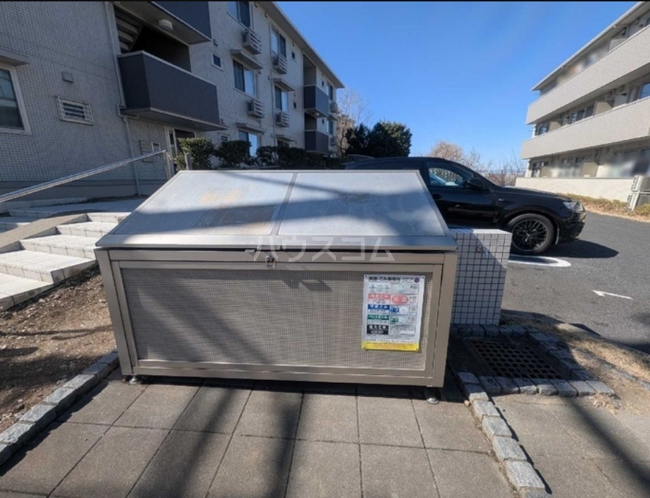 20/29 駐車場