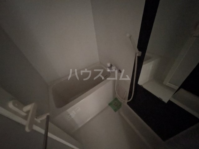 18/30 浴室
