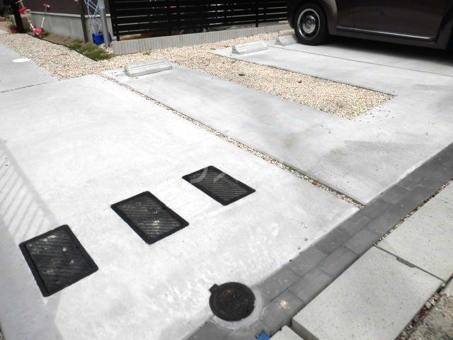 21/27 駐車場