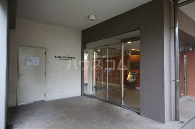 28/30 エントランス