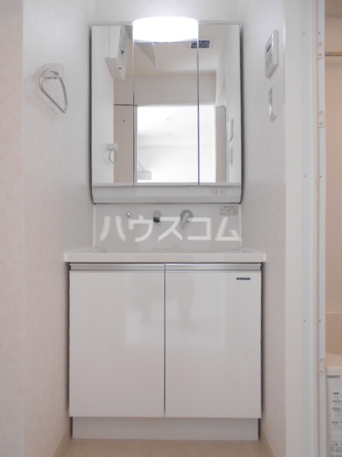 18/30 洗面