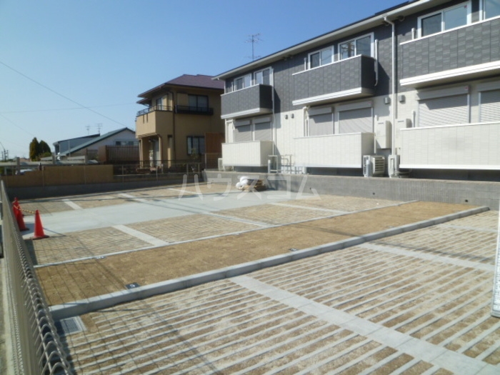 16/23 駐車場