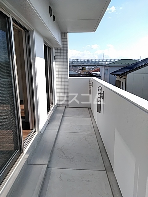 19/30 バルコニー