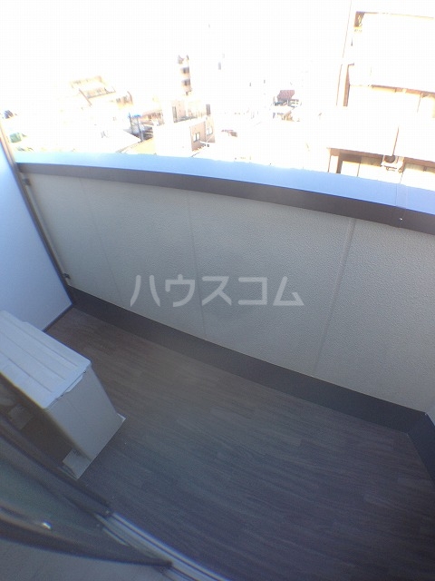18/23 バルコニー