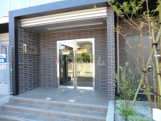 20/29 エントランス