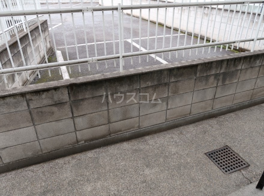 15/22 バルコニー