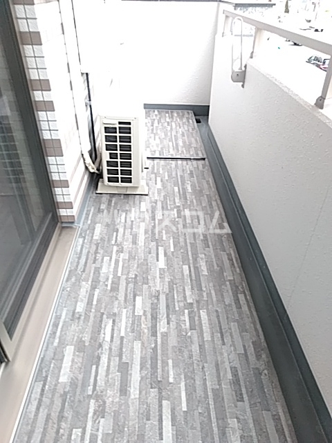 14/19 バルコニー