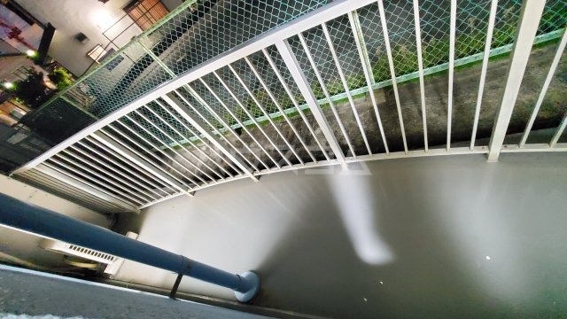 16/28 バルコニー