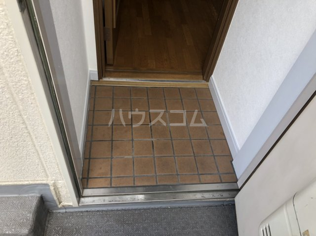 14/30 玄関