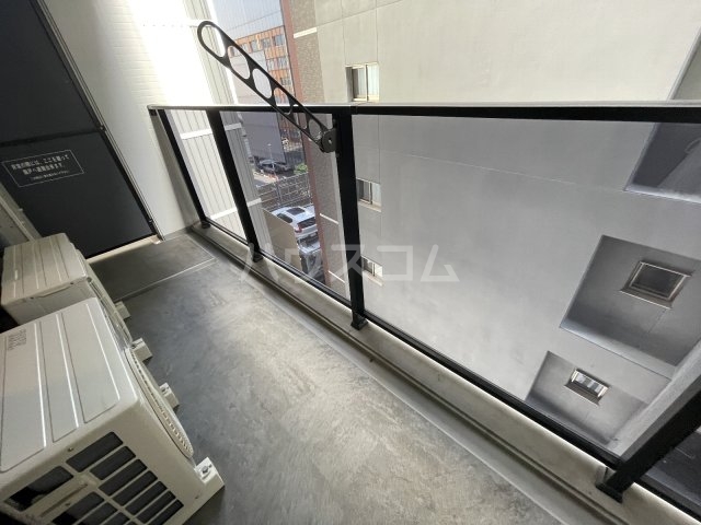 21/30 バルコニー