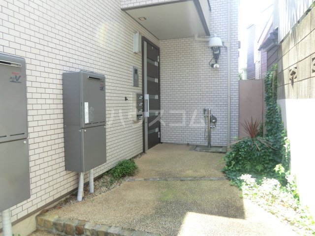 2/11 エントランス