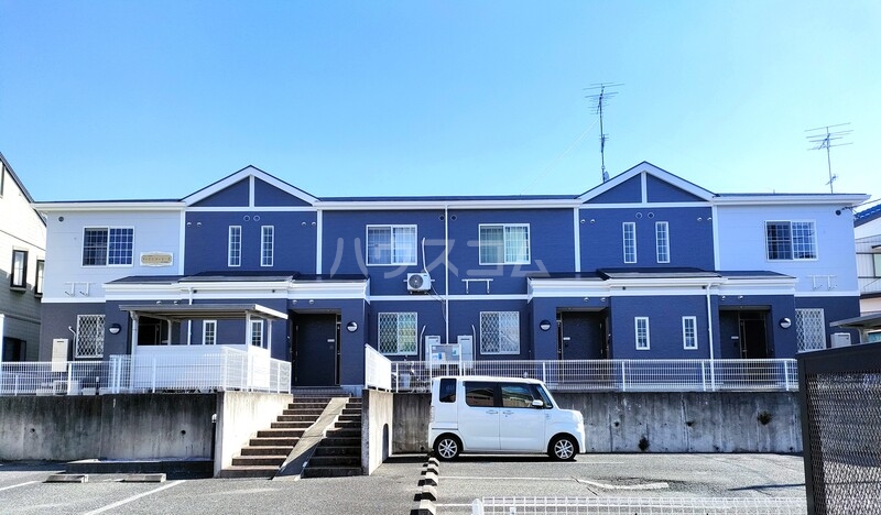 17/27 エントランス