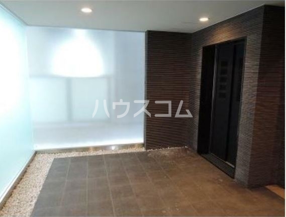 15/25 エントランス