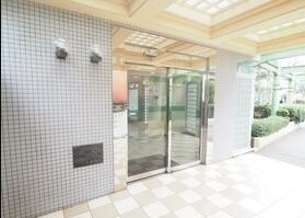 14/23 エントランス