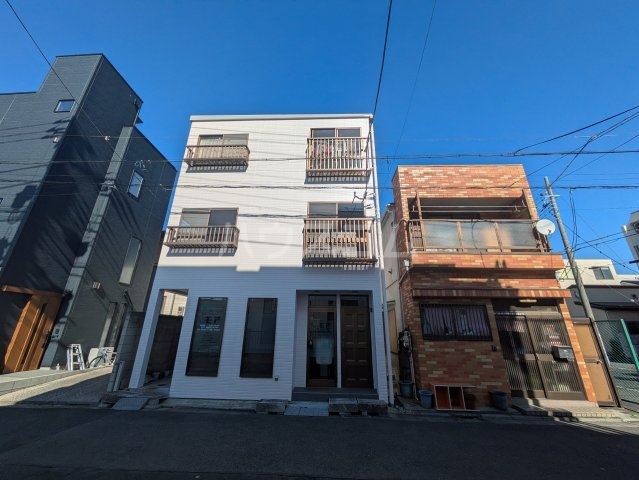 3/5 エントランス