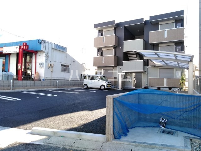 26/30 駐車場