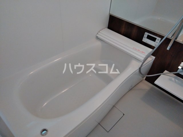 14/30 浴室