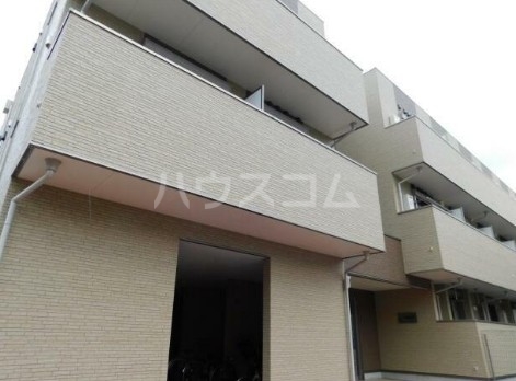 20/30 エントランス