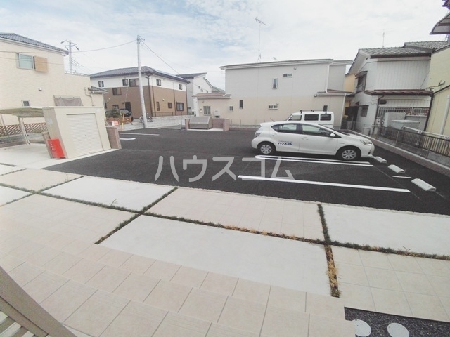 16/20 駐車場