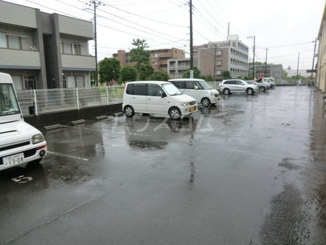 18/19 駐車場