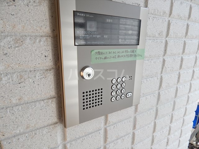 22/30 エントランス