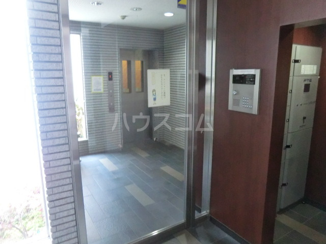 3/5 エントランス