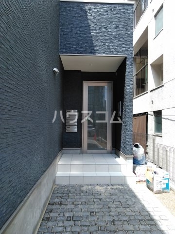 21/29 エントランス