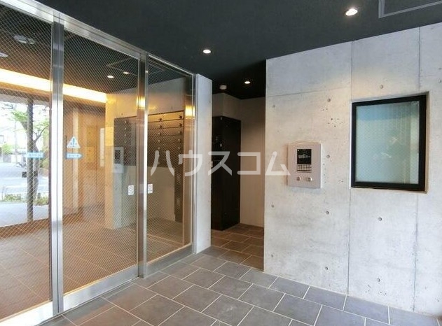 19/29 エントランス