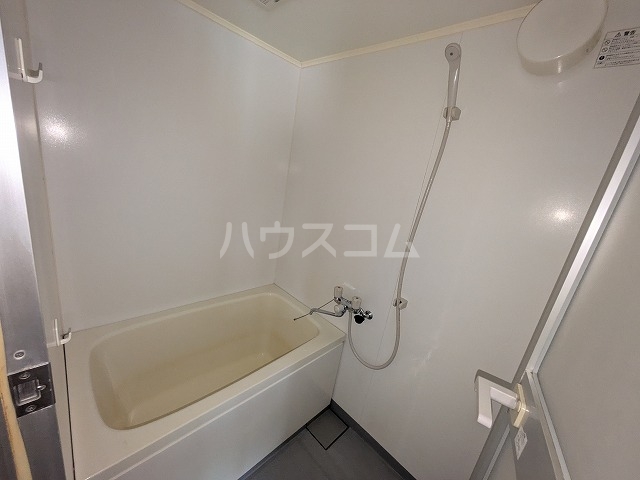 14/27 浴室