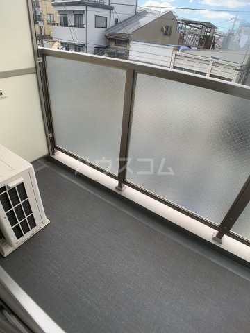 20/30 バルコニー