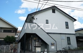 18/22 エントランス