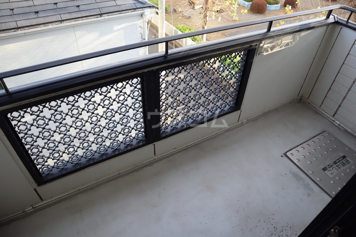 20/30 バルコニー