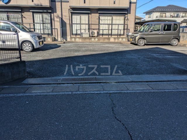 28/30 駐車場