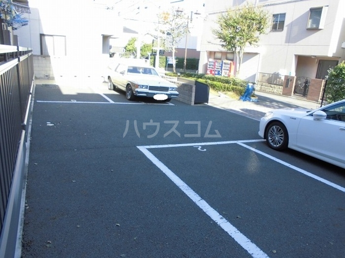 2/8 駐車場