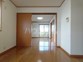 2/3 エントランス