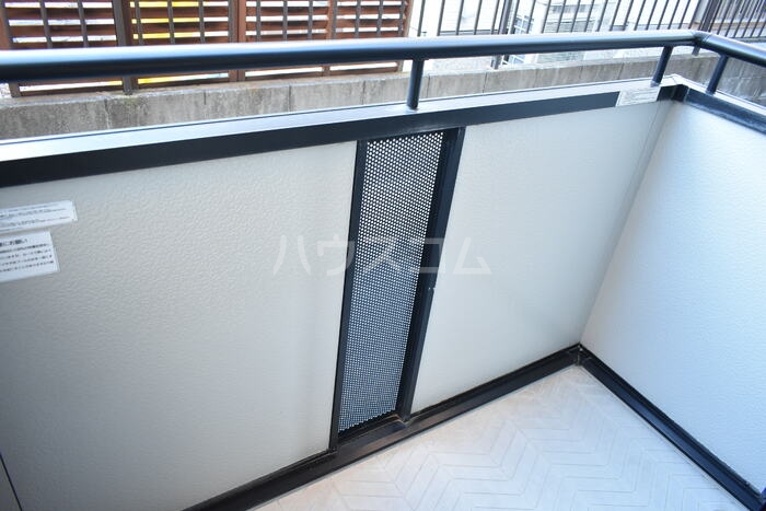 20/30 バルコニー