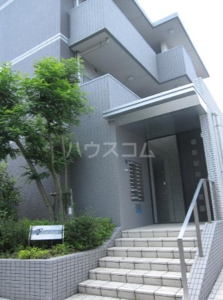 14/15 エントランス