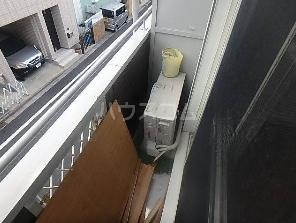 13/23 バルコニー