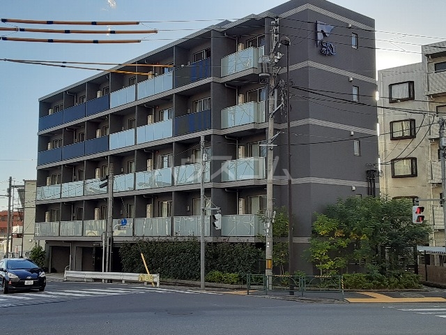 スカイコート成城学園前の外観