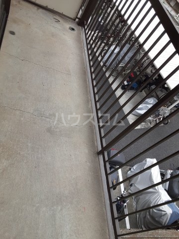 13/20 バルコニー