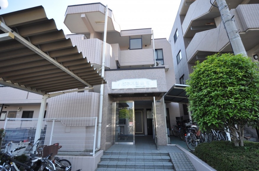 3/4 エントランス